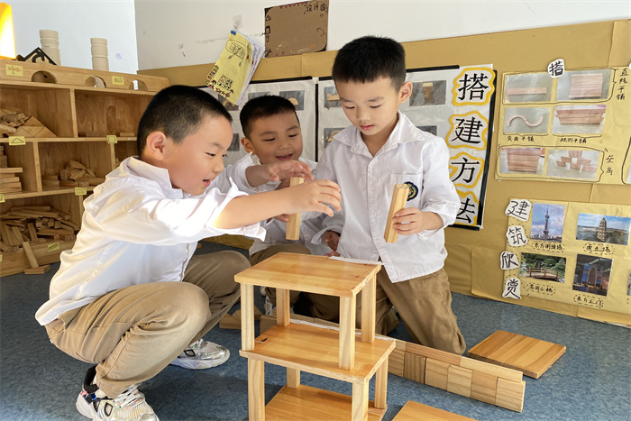 滁州市定远县解锁带娃新模式，呵护童心暖民心