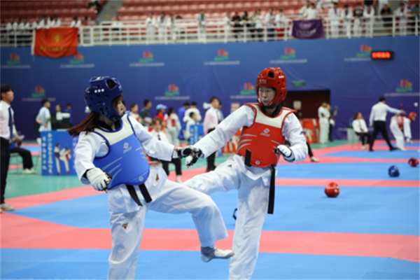 “大手牽小手”首都高等學校第19屆跆拳道錦標賽舉辦