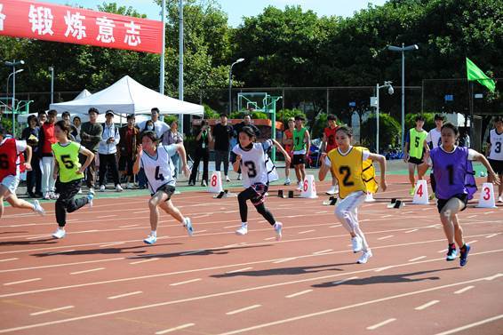 四川大學第六屆體育文化節暨2023年田徑運動會舉行