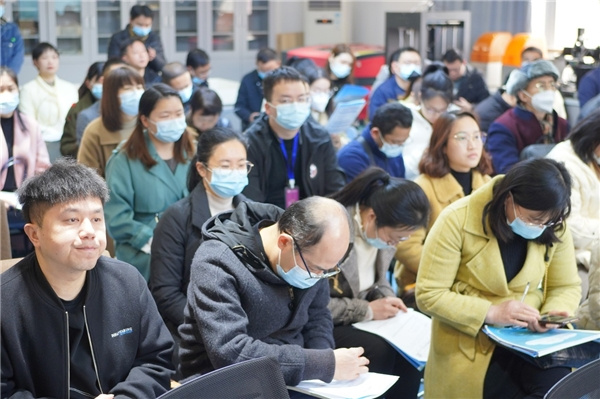 武漢市中小學智慧課堂展示交流活動成功舉辦，威盛助力AI實驗教學落地賦能