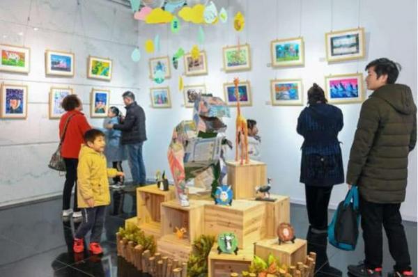 《湖北省少儿书画大展》在琴台美术馆闭幕