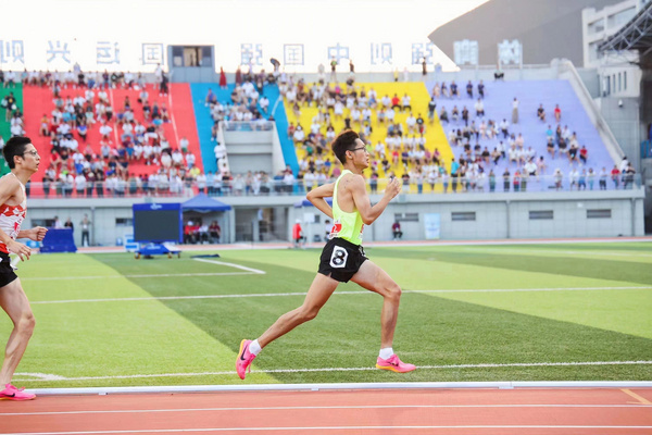 西北大学田径队在第21届全国大学生田径锦标赛中斩获佳绩