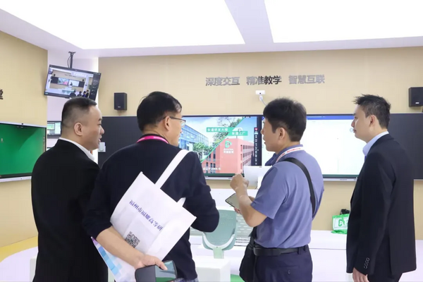 第61屆高博會 | 安道教育攜新品亮相，助力高校校園數字化