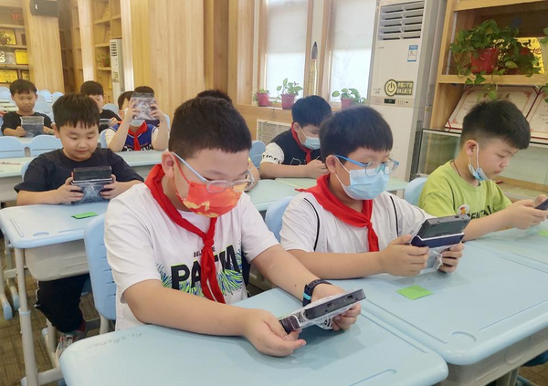 開學第一課，威盛創造栗將人工智能帶進鄭州航空港區