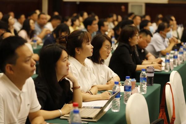 河南教育強省建設戰略咨詢會在鄭召開