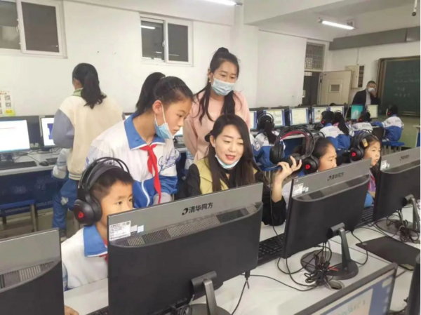 賀蘭縣啟動中教云平臺學生端外研版數字教材試用 并開展專項培訓