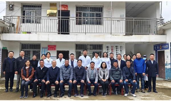 西南醫科大學校長張春祥帶隊到昭覺縣開展定點幫扶工作