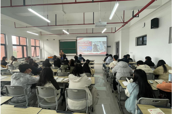 安徽理工大學舉辦2024年度大學生入黨積極分子示范培訓班