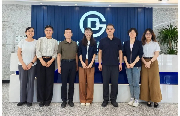 30℃气温VS100℃干劲！北京科技职业大学师生暑期奋进步履不停！