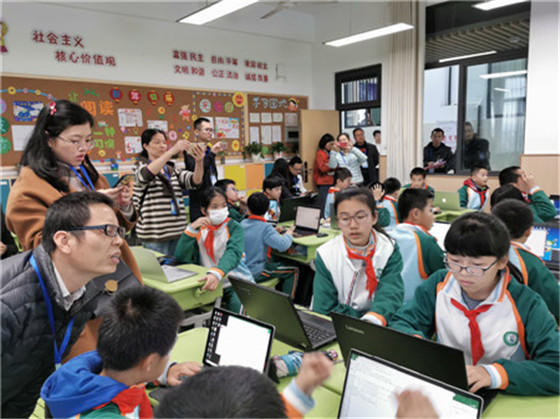 福建省義務教育階段人工智能教育成果初顯