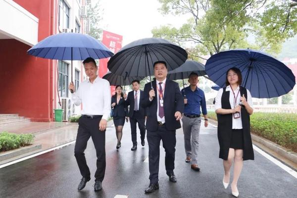 強強聯手 攜手聚力——天行創世紀學校&新力物業戰略合作簽約儀式圓滿舉行